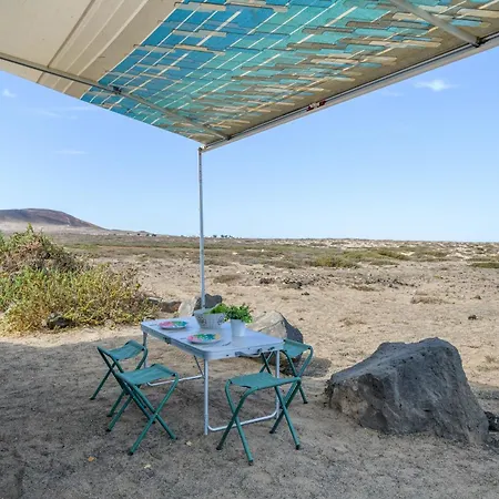 Holiday home Lanzafuerteventura Camper *